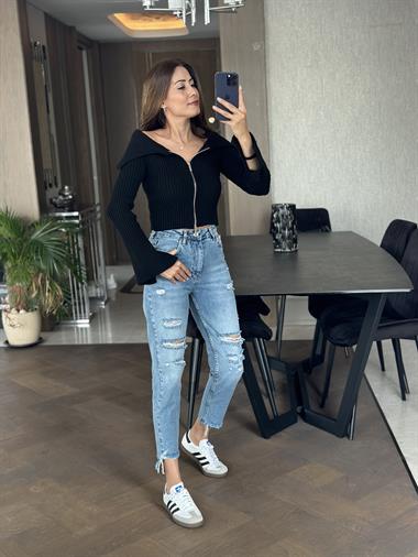 Mavi Poema Önü Ve Paçası Yırtık Detay Kadın Mom Jean Pantolon