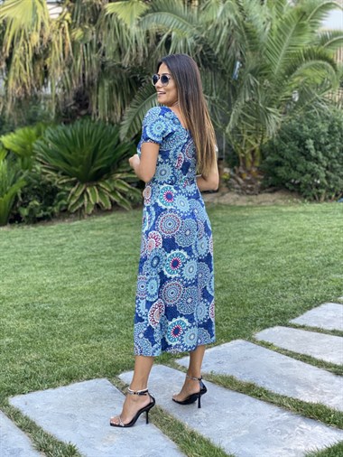 Mavi Şal Desen Yırtmaçlı Viskon Kadın Elbise