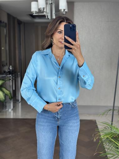 Mavi Saten Gold Düğmeli Uzun Kol Kadın Gömlek
