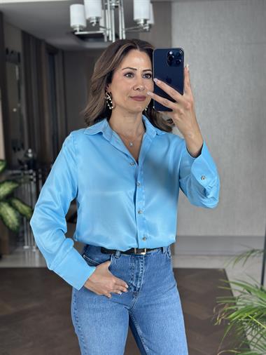 Mavi Saten Gold Düğmeli Uzun Kol Kadın Gömlek