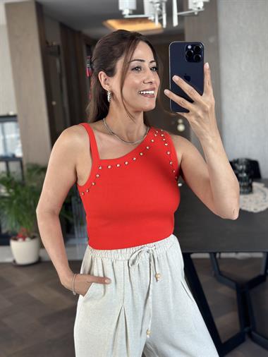 Mercan Tek Omzu Kalın Biyeli Önü Taşlı Kadın Body