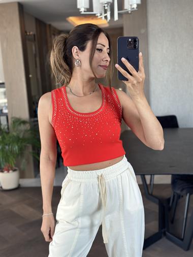 Mercan U Yaka Önü Taşlı Kaşkorse Sıfır Kol Kadın Body
