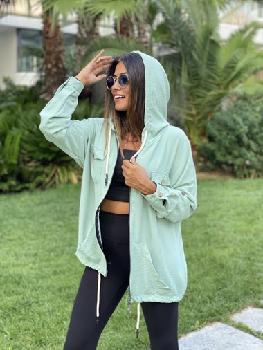Mint Yeşili Kapüşonlu Fermuarlı Aerobin Kadın Trençkot