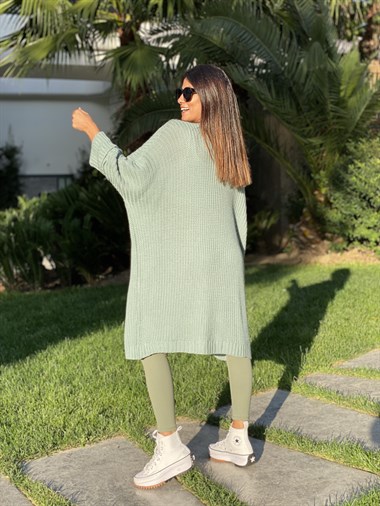 Mint Yeşili Yarasa Kol Cepli Hırka