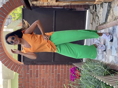 Orange Kolları Volanlı V Yaka Kadın T-Shirt