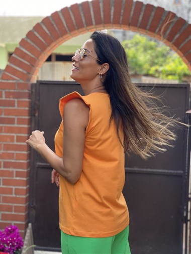 Orange Kolları Volanlı V Yaka Kadın T-Shirt
