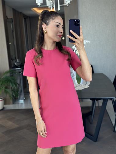Pembe Bisiklet Yaka Kısa Kol Sırtı Fermuarlı Atlas  Kadın Mini Elbise
