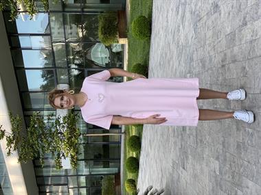 Pembe Cepli Taş Kalpli Basic Midi Boy Kadın Elbise