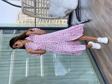 Pembe Çiçek Desenli  Hakim Yaka Poplin Kadın Elbise