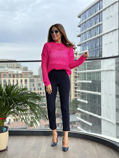 Pembe Dekolte Örgülü Kadın Triko Kazak
