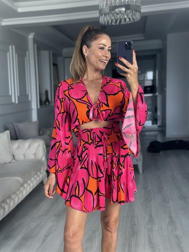 Pembe Desenli Bağlamalı Bluz Beli Gipeli Şort Kadın Alt Üst Takım