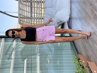 Pembe Düğme Detaylı Kadın Şort