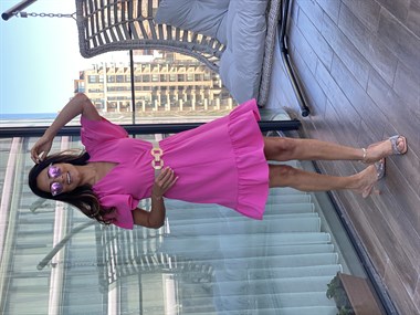 Pembe Eteği Ve Kolları Volanlı Belden Lastikli Kadın Elbise