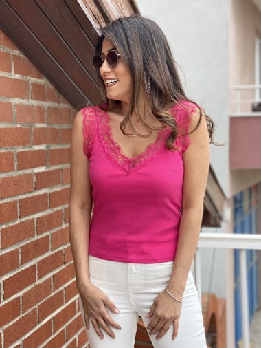 Pembe Güpür Detay Atlet