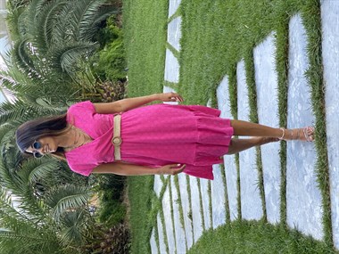 Pembe Hasır Kemerli Kruvaze Yaka Örme Brode Kadın Elbise