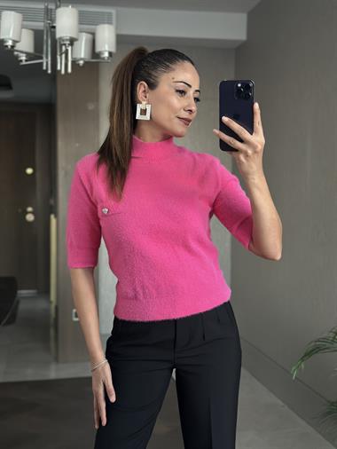 Pembe Kalp Detay Yarım Balıkçı Kısa Kol Kadın Bluz