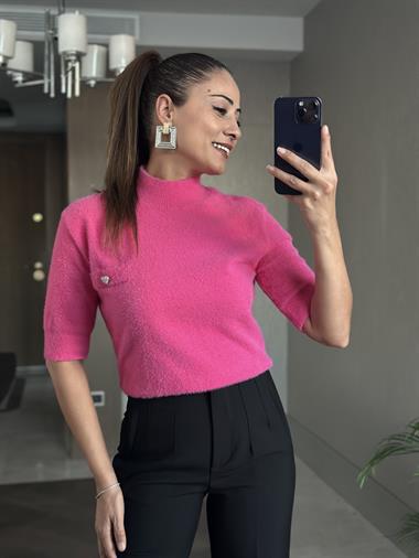 Pembe Kalp Detay Yarım Balıkçı Kısa Kol Kadın Bluz