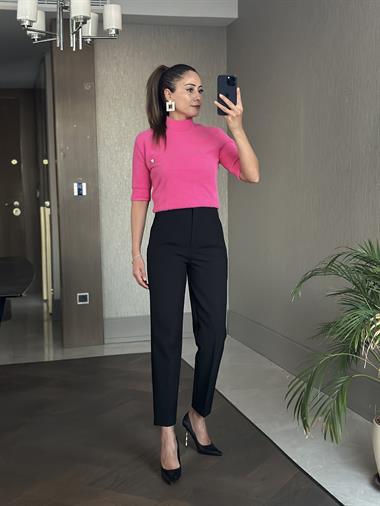 Pembe Kalp Detay Yarım Balıkçı Kısa Kol Kadın Bluz