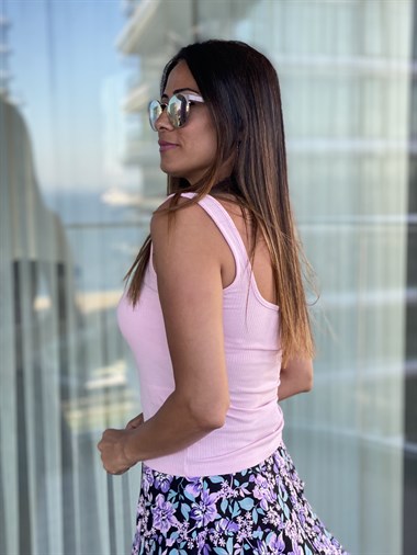 Pembe Kare Yaka Kaşkorse Atlet