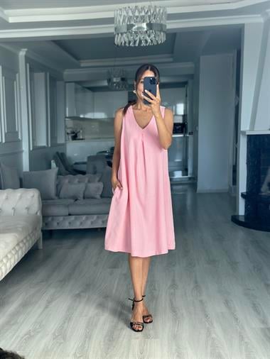 Pembe Keten Önü Pensli V Yaka Sıfır Kol Cepli Kadın Midi Boy Elbise