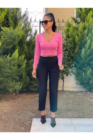 Pembe Kısa Triko Bluz