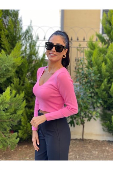 Pembe Kısa Triko Bluz
