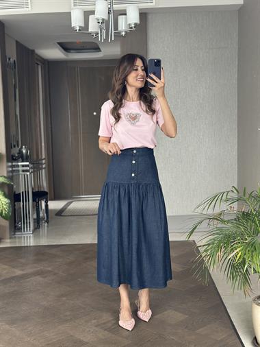 Pembe Organze Taş Kalpli Bisiklet Yaka Kadın T-Shirt