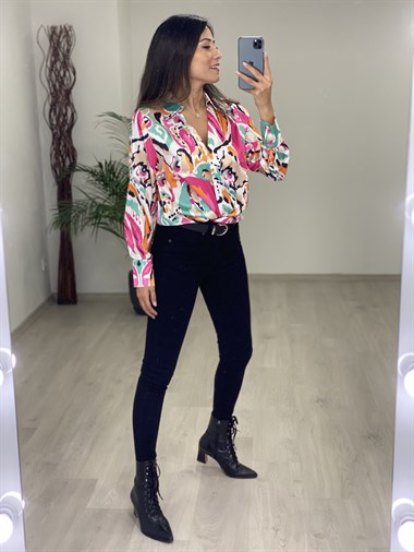 Pembe Renkli V Yaka İpek Saten Kadın Gömlek