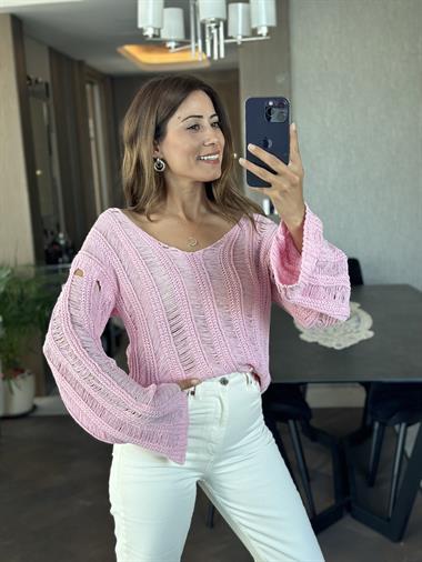 Pembe V Yaka Dekolteli Geniş Kol Triko Kadın Kazak