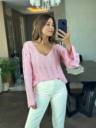Pembe V Yaka Dekolteli Geniş Kol Triko Kadın Kazak