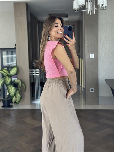 Pembe Vatka Görünümlü Sıfır Kol Kadın Crop Body