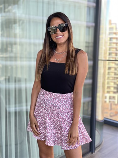 Pembe Yaprak Desen Kuşaklı Şort Etek