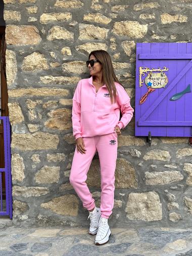 Pembe Yarım Fermuarlı 98 Baskılı Üç İplik Kadın Eşofman Takımı