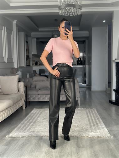 Pembe Yumuşak Dokulu Kısa Kol Triko Kadın Kazak