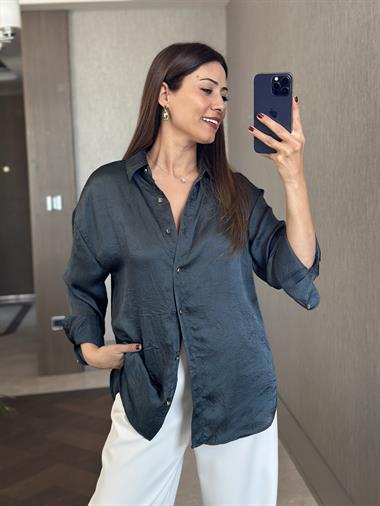 Petrol Kırışık Saten Uzun Kol Kadın Gömlek