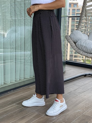 Puantiyeli Kısa Paça Pantolon