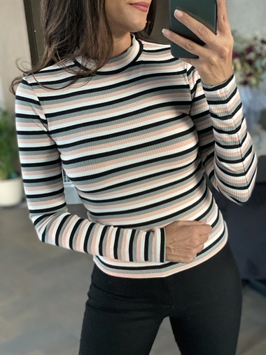 Pudra Gri Çizgili Bisiklet Yaka Kadın Bluz