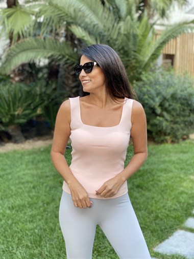 Pudra Kare Yaka Triko Kadın Body