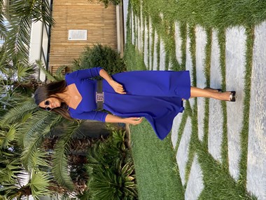 Saks Beşgen Yaka Likralı Krep Kemerli Kadın Elbise