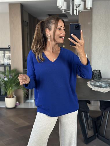 Saks V Yaka Uzun Kol Yumoş Kadın Bluz