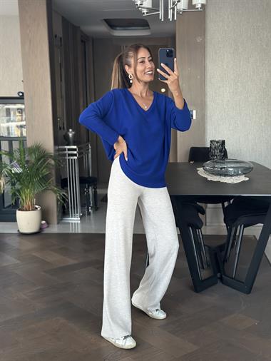 Saks V Yaka Uzun Kol Yumoş Kadın Bluz