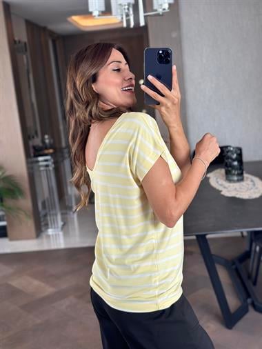 Sarı Çizgili Ön Arka V Yaka Kısa Yarasa Kol Kadın T-Shirt