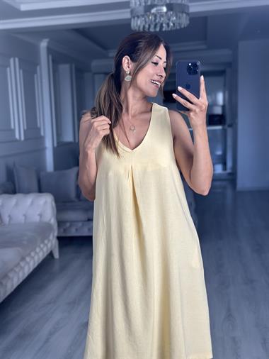 Sarı Keten Önü Pensli V Yaka Sıfır Kol Cepli Kadın Midi Boy Elbise