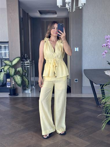 Sarı Omzu Ve Önü Bağcıklı Bluz Pantolon Kadın İkili Takım