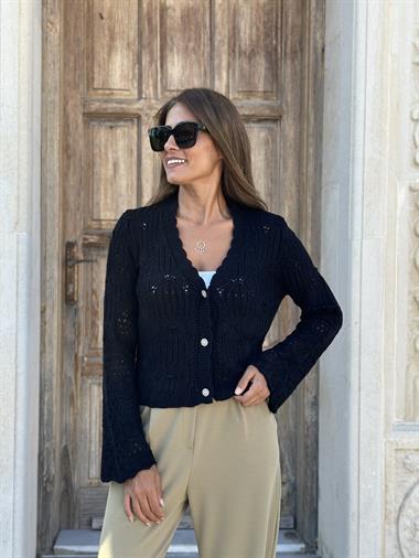 Siyah Ajurlu Taş Düğmeli Kadın Hırka