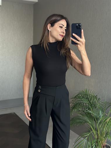 Siyah Arka Beli Lastikli Önü İki Düğmeli Kadın Kumaş Pantolon