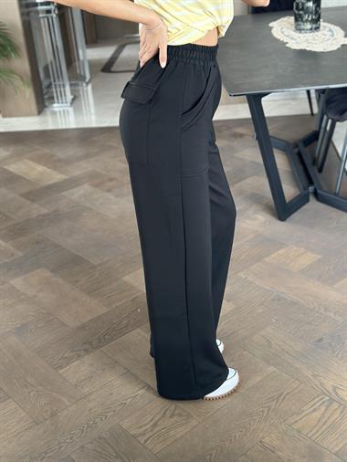 Siyah Arka Cebi Kapaklı İki İplik Kadın Pantolon