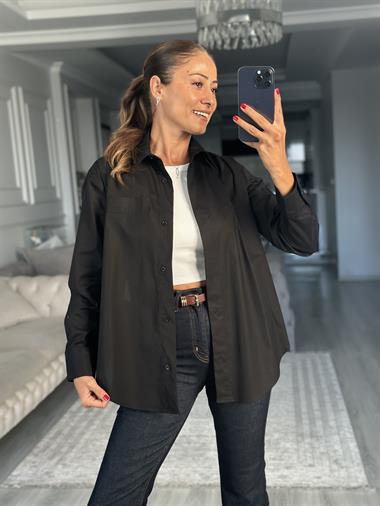 Siyah Arkası Yırtmaçlı Dikiş Detay Poplin Kadın Gömlek