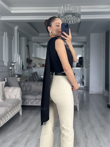 Siyah Tek Omuz Boyundan Geçirmeli Kadın Bluz