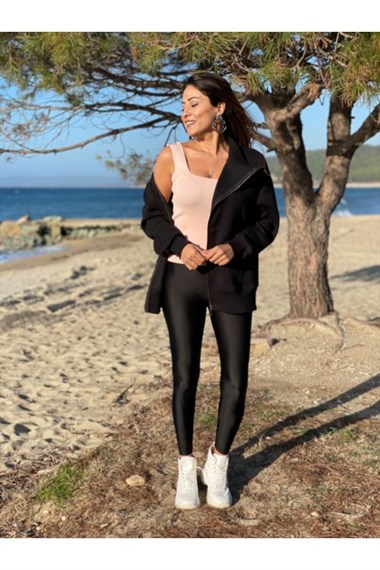 Siyah Asimetrik Yaka Fermuarlı Sweatshirt